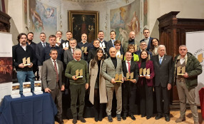 I vincitori del Premio H d'oro 2024 premiati a Milano nella Sacrestia del Bramante